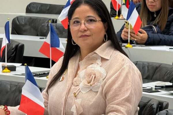 Transformación Verde: Alcaldesa de Soledad Impulsa Proyectos Sostenibles en París, radicó 5 proyectos Alcira Sandoval Lleva la Sostenibilidad de Soledad al Escenario Global en París