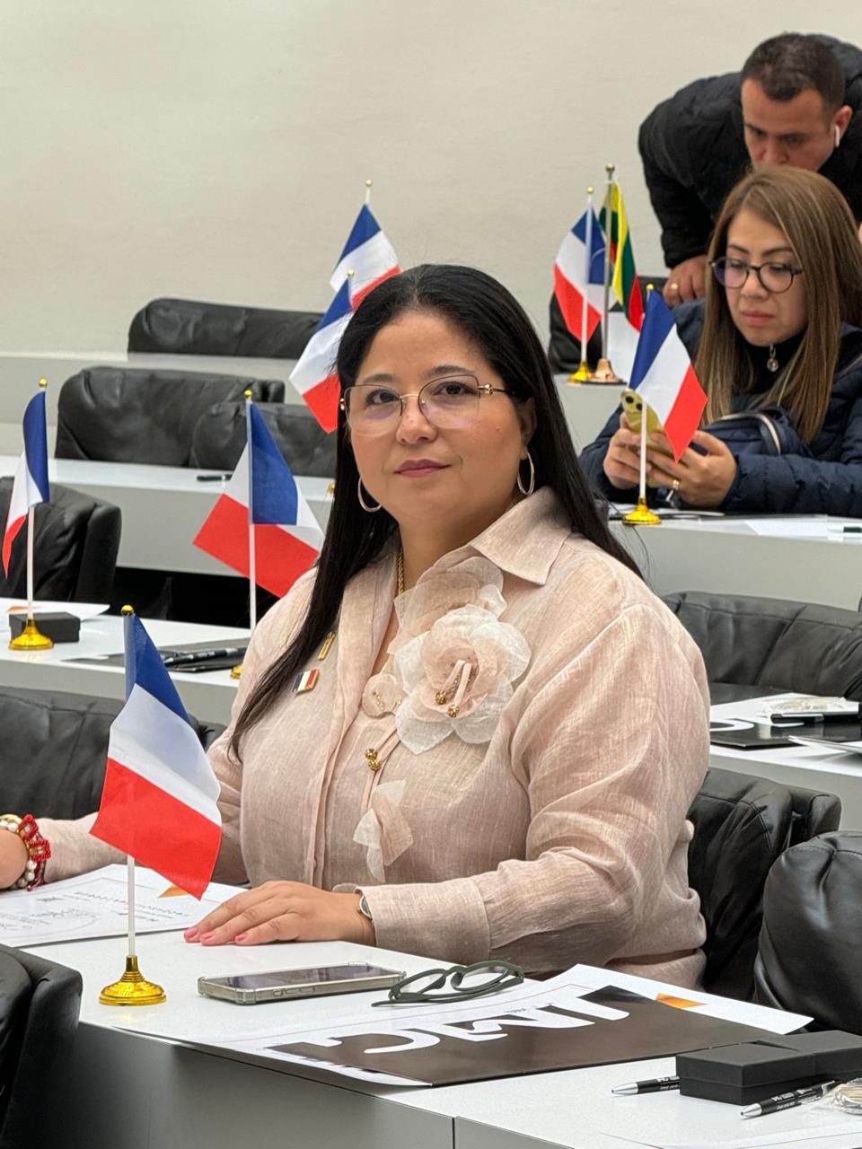 Alcira Sandoval Lleva la Sostenibilidad de Soledad al Escenario Global en París