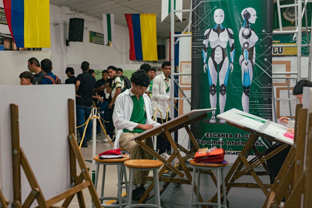 Estudiantes del ITIDA presentan proyectos de ciencia, tecnología y emprendimiento en EXPOITIDA 2026