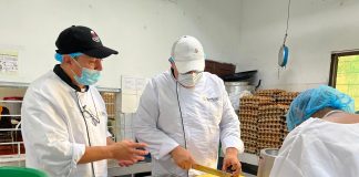 PAE de Soledad fortalece la preparación de alimentos con asesoría de un chef profesional