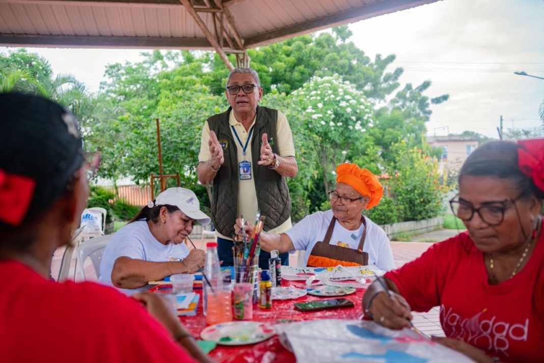 Más de 300 adultos mayores reciben atención integral en el Centro de Vida de Villa Adela, Soledad