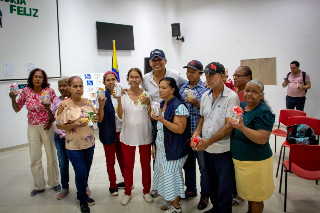 ‘Memoria Feliz’ reúne a adultos mayores víctimas del conflicto en una jornada de integración en Soledad